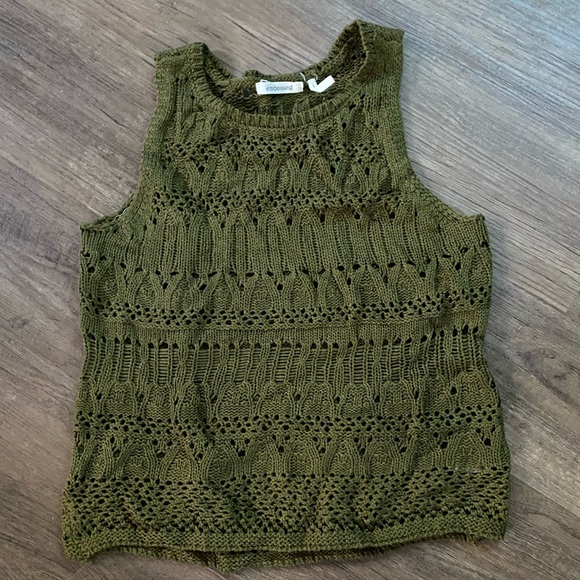 Embossed brand, crocheted, dark green tank - Picture 3 of 5